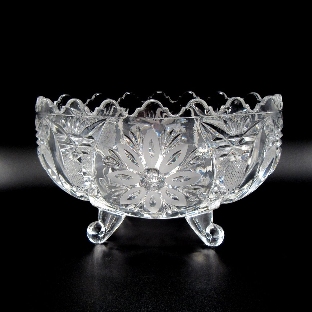 Heavy cut crystal oval footed bowl - Vintage